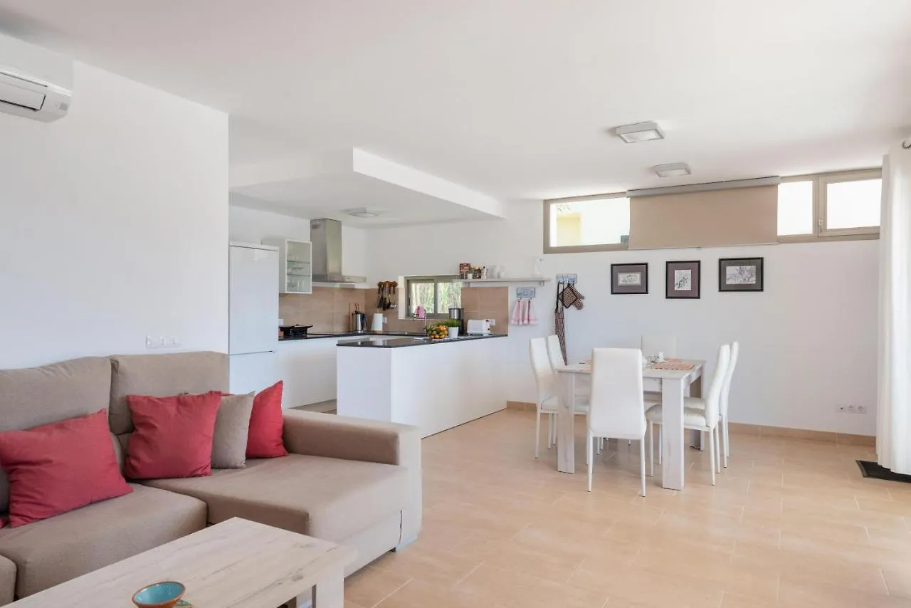 Вилла Garlanda 1 Cala Llombards